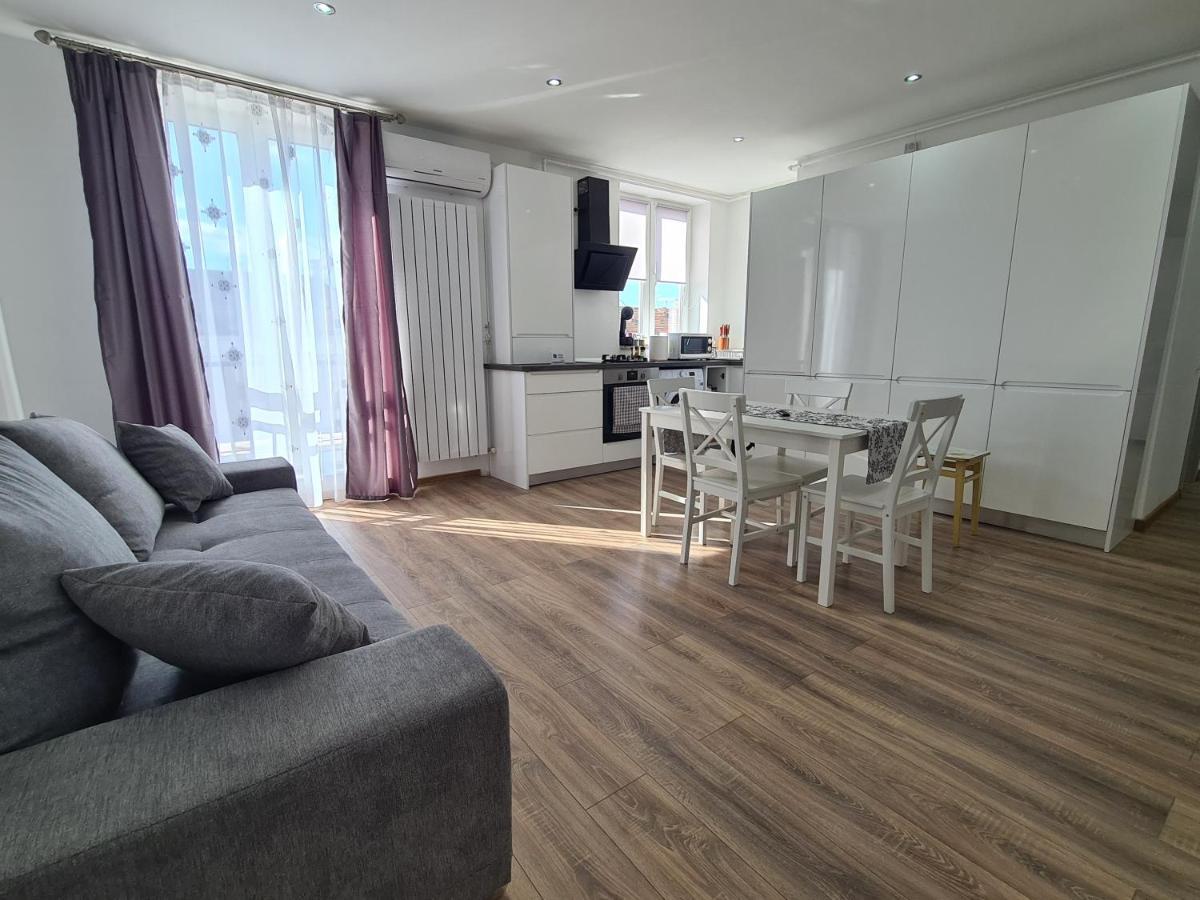The Best Apartment Hunedoara Exterior foto