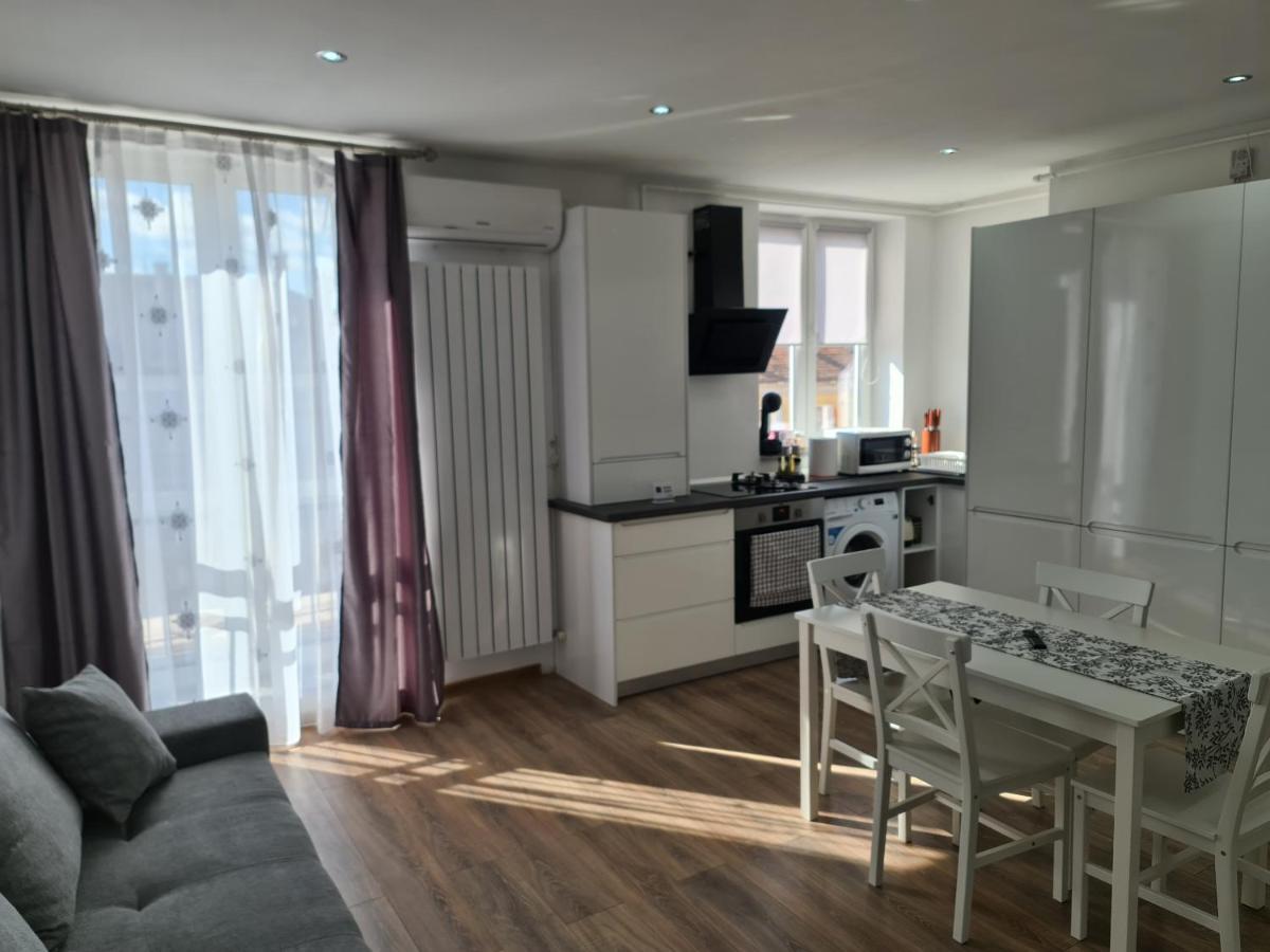 The Best Apartment Hunedoara Exterior foto