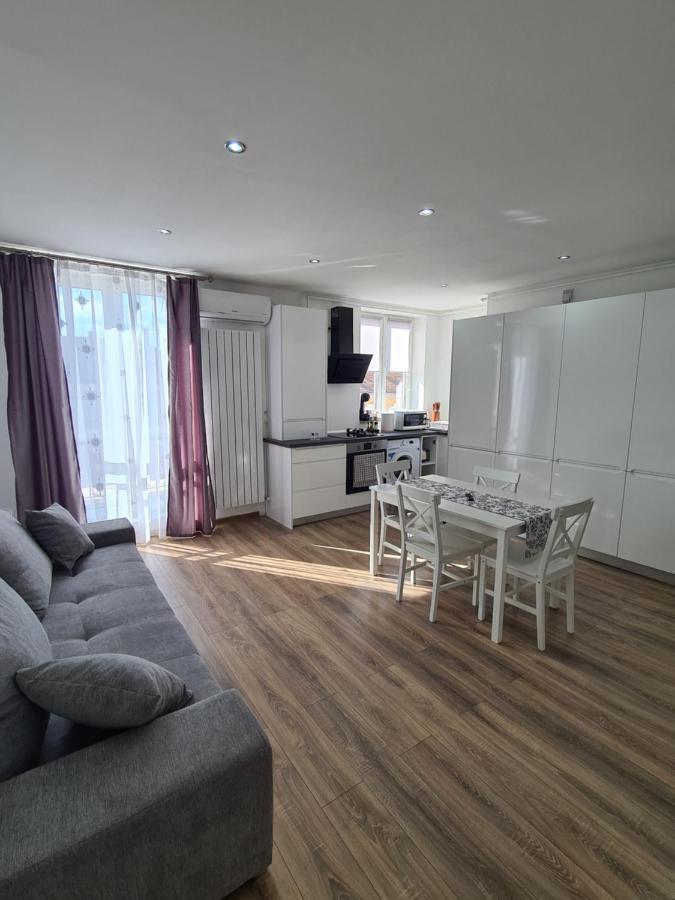 The Best Apartment Hunedoara Exterior foto